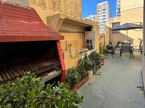VENTA PH 4 AMBIENTES CON ENTRADA INDEPENDIENTE EN ALMAGRO