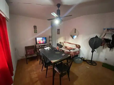 Depto Tipo Casa en Alquiler 50 años