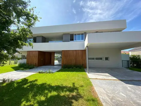 Barrio Privado La Lomada - Casa minimalista a estrenar