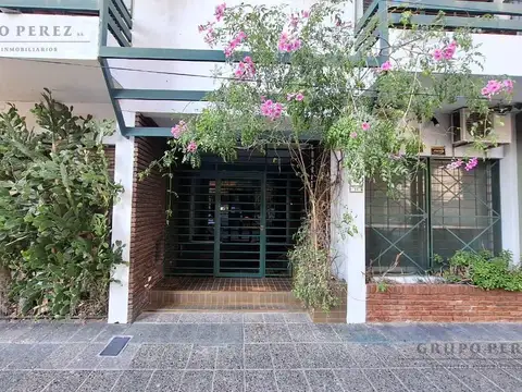 Departamento 3 amb con terraza privada y cochera en Avellaneda en venta