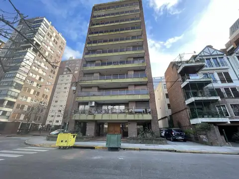 Roque Saenz Peña  al 200