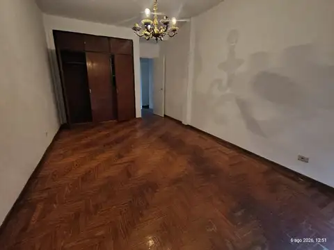 Depto Tipo Casa 4 ambientes con 2 baños
