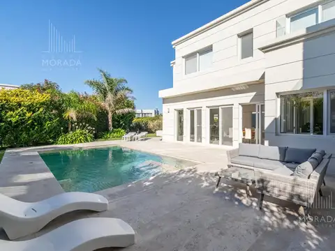 Casa en Venta en Ayres Plaza