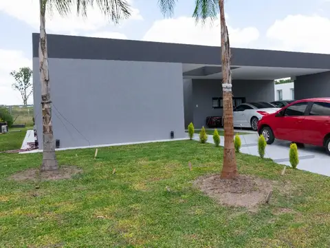 Casa en Venta en Countries y Barrios Cerrados en Ezeiza, USD 298.000