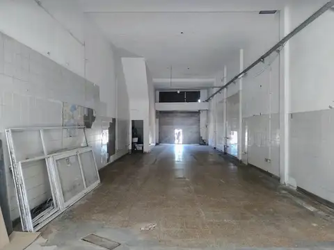 ALQ LOCAL 120M2 EN TIGRE