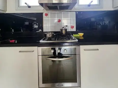 Departamento 6 ambientes con 4 baños