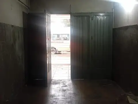 Cochera en Venta de 6  mts largo x 8  mts ancho
