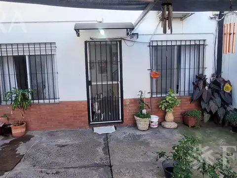 Depto Tipo Casa en Venta en Gerli, USD 75.000