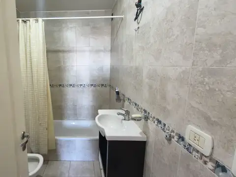 Departamento en Alquiler en Villa del Parque, $ 600.000