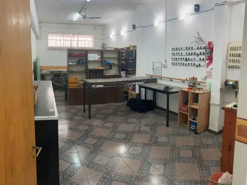 Depto Tipo Casa en Venta en Morón, USD 195.000