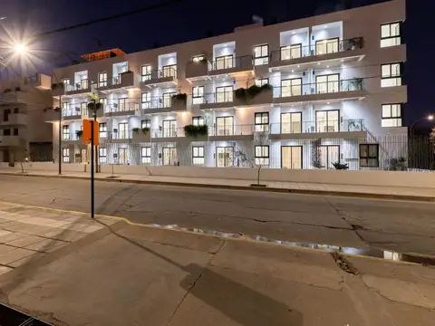 Luis Agote 1800, Piso 2