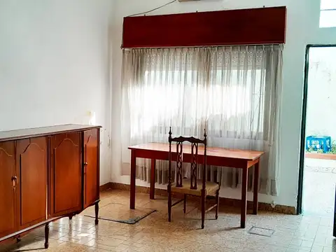 Morón 4500, Piso PB
