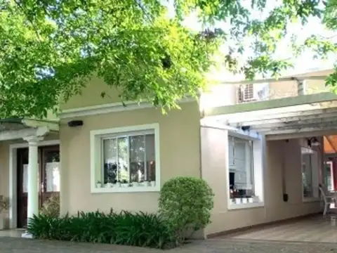 Carola Lorenzini 4900