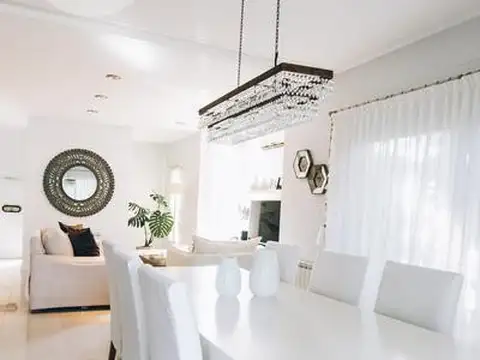 Casa en Venta al Oeste