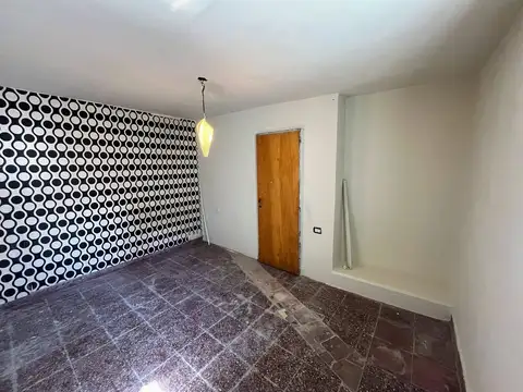 PH 3 AMBIENTES VENTA MUY BUENA UBICACION LLAVALLOL