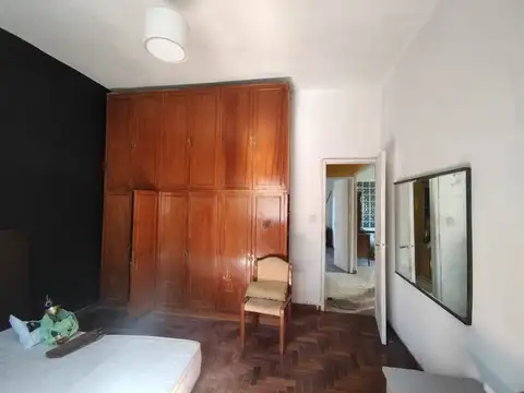 Depto Tipo Casa en Venta 50 años