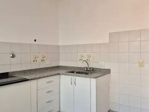 ALQUILER Dúplex 3 amb c/entrada de auto