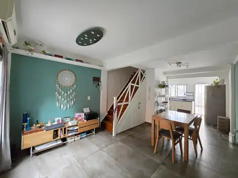 Triplex modernizado en Venta en Ramos Mejía
