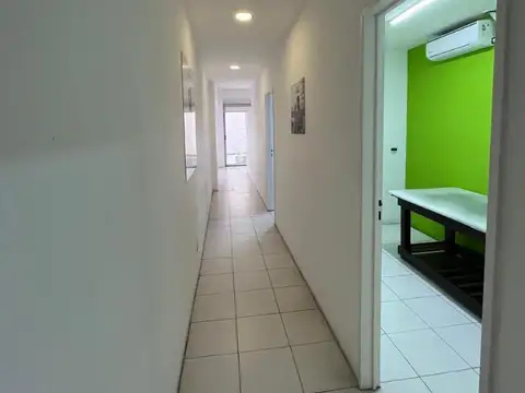 Alquiler local comercial - FLORES