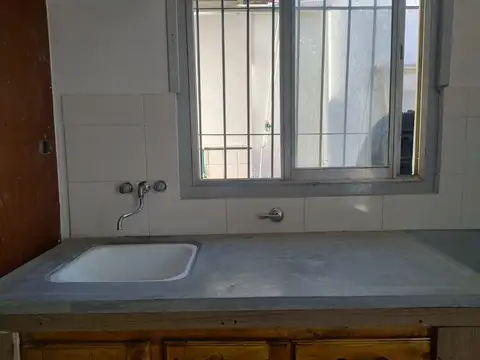 Departamento en Alquiler en Villa Dominico, $ 550.000
