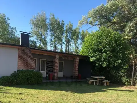 Casa quinta con piscina en venta Etcheverry