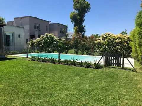 Casa en Alquiler Temporal en La Comarca, USD 3.000