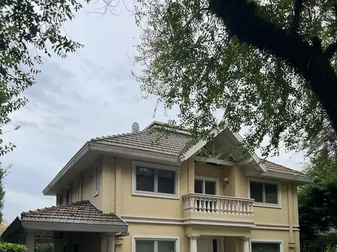 Highland Park C. C. 100