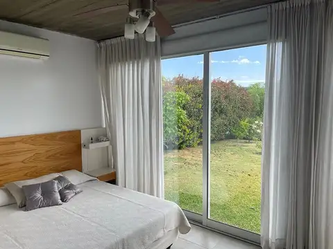 Casa en Alquiler en El Canton, USD 1.600
