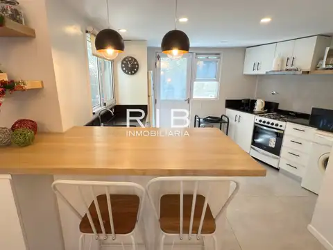 Casa 4 ambientes con 2 baños