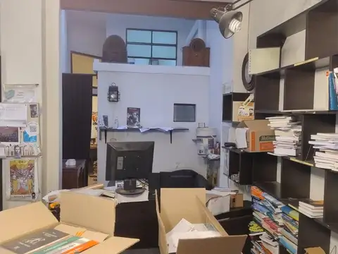 Local en Venta 65 años