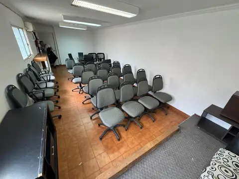 Depto Tipo Casa en Venta 70 años