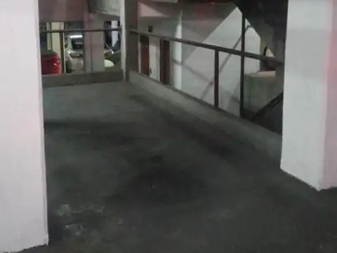Cochera en venta - 11Mts2 - La Plata