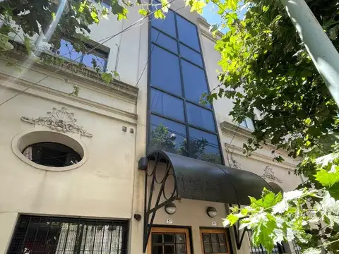 Departamento de 3 ambientes en Bernal centro