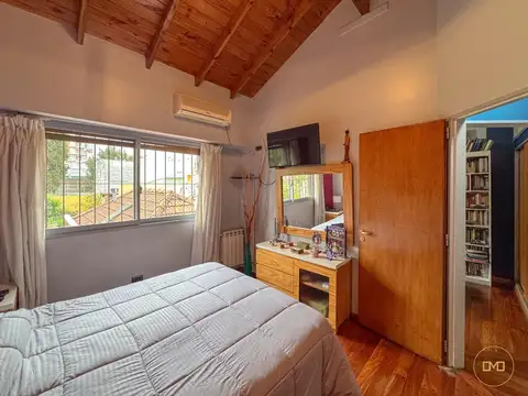 Depto Tipo Casa 5 ambientes con 3 baños