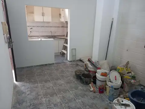 PH 2 ambientes en Planta Baja con patio con lavadero
