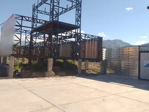 VENTA LOCAL COMERCIAL EN POZO, EL CHALLAO MENDOZA