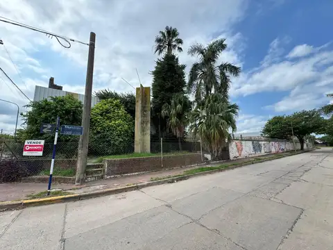 Terreno en Venta 120  mts Frente