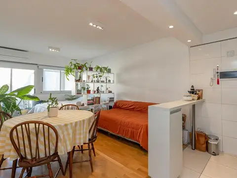 Monoambiente | Con balcón luminoso| Venta en Belgrano