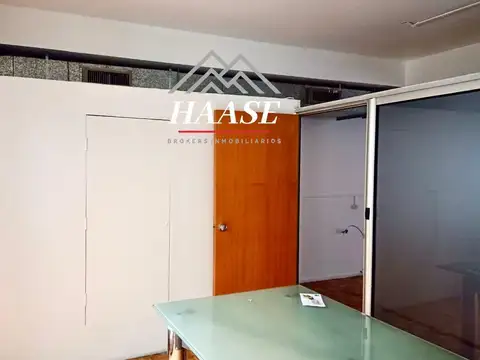 Oficina 3 ambientes con 2 baños