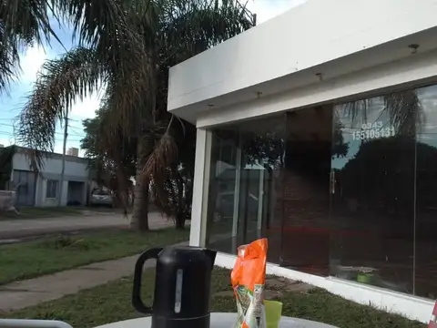 Local comercial en esquina, 90 m2 en Hasenkamp