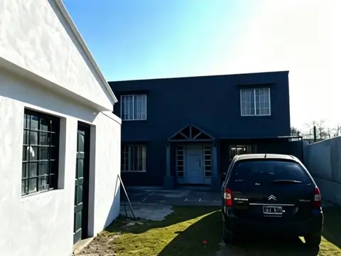 Casa 6 ambientes con 3 baños