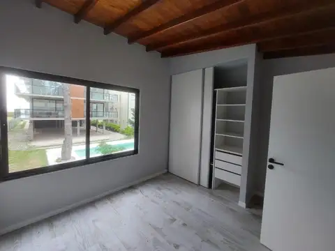 Las Amapolas e/ 4 y 5