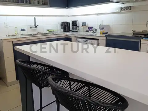 VENTA PH 4 AMBIENTES EN MORON SUR RECICLADO. apto crédito