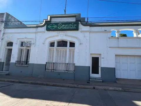 Rivadavia 1700