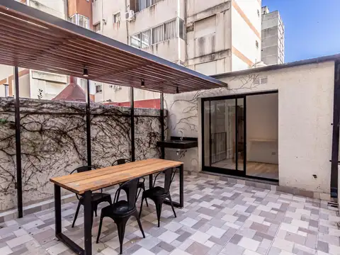 MENDOZA AL 600 VENTA CASA PASILLO 2 DORMITORIOS CON COCHERA EN ROSARIO