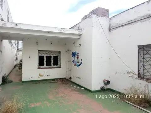 VENTA CASA A DEMOLER SOBRE LOTE DE 433 ALBERDI