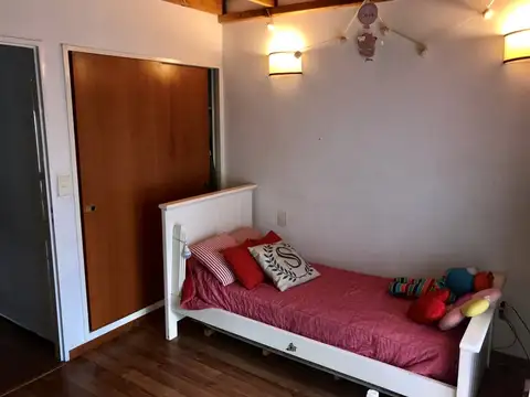 DUPLEX  “BARRIO LOS ROBLES” EN VENTA