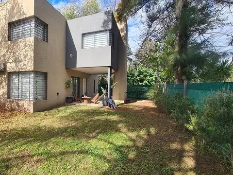 Gobernador Vera al 3300