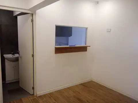 Oficina en Alquiler en Lomas De Zamora, $ 600.000