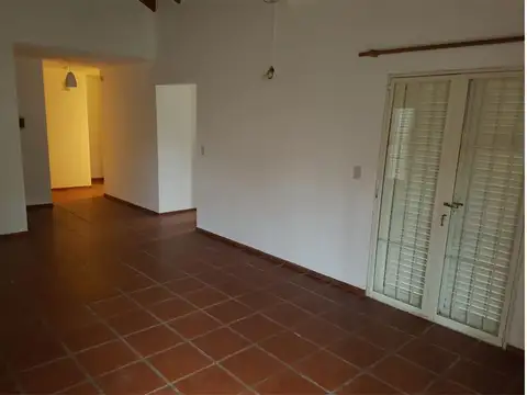 VILLA RIVERA INDARTE - 3 DORM - GRAN QUINCHO 3 BAÑOS